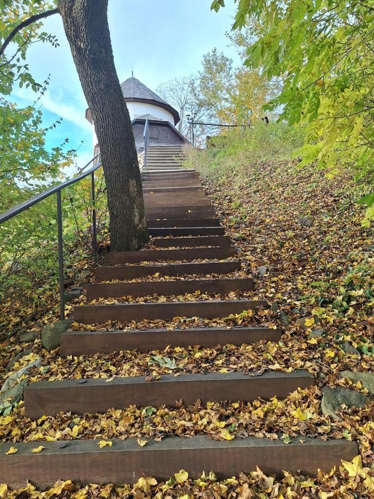 Burg Nad Banskou Stiavnicou Guest House Stiavnicke Bane Luaran gambar