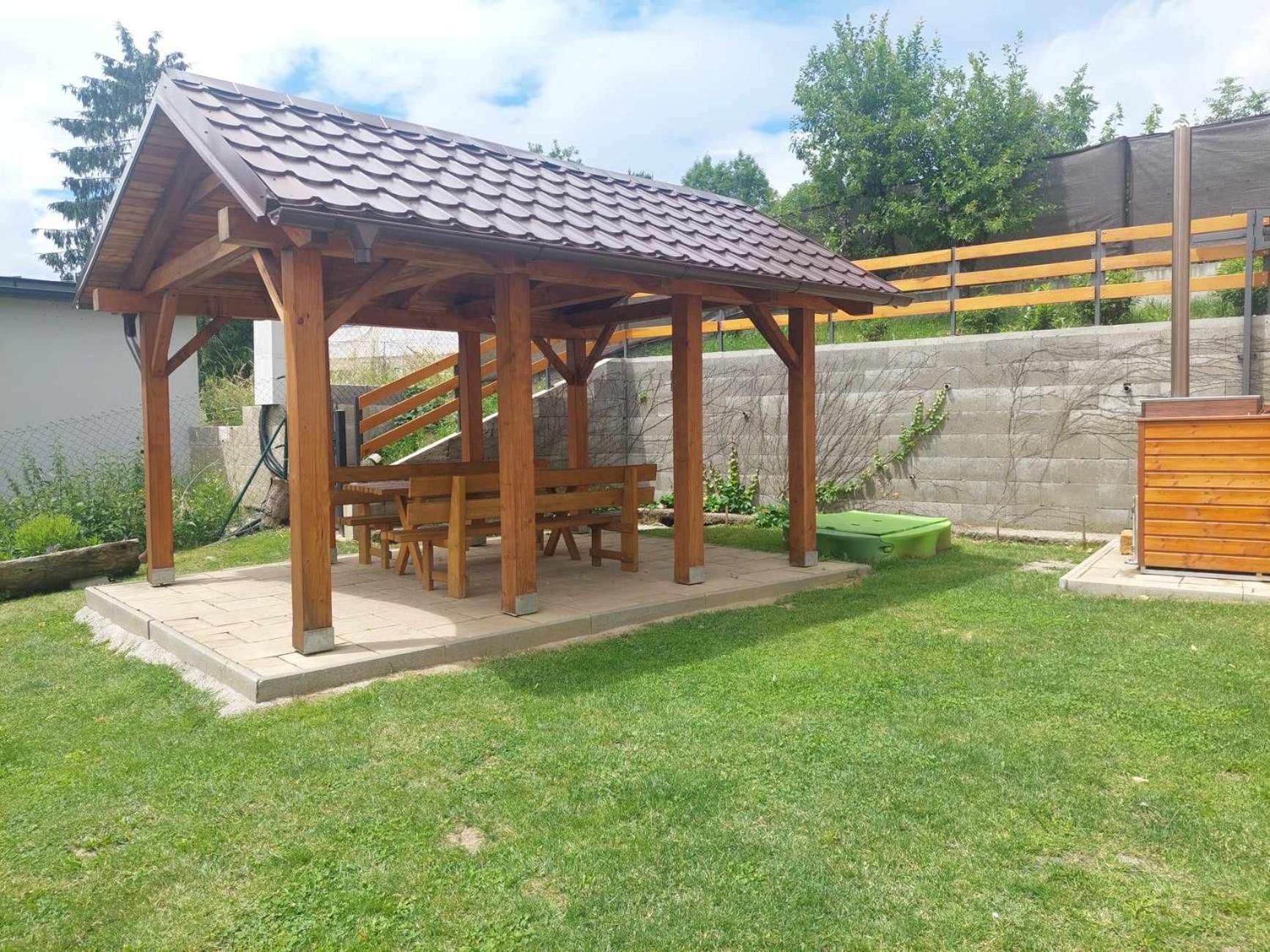 Burg Nad Banskou Stiavnicou Guest House Stiavnicke Bane Luaran gambar